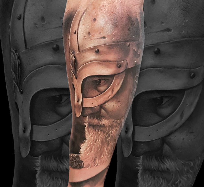 LUNATIC TATTOO ESTUDI tatuaje de guerrero