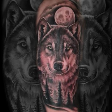 LUNATIC TATTOO ESTUDI tatuaje de lobo